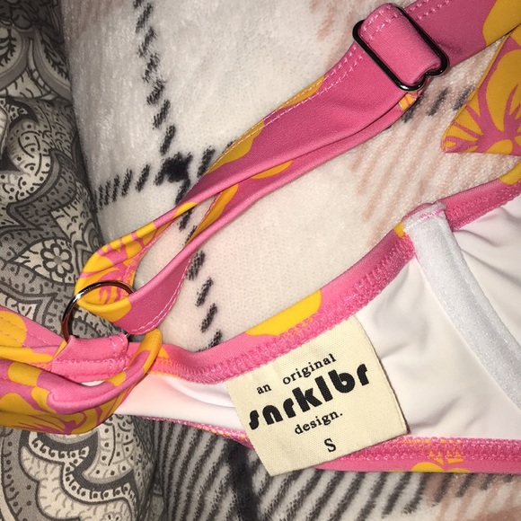 🌺 Hawaiian Hibiscus Print (OG) Small SNRKLBR SWIM - Picture 10 of 13